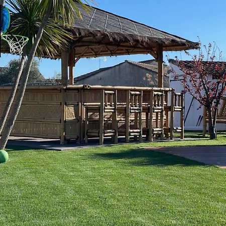 Villa Bali De Standing, 8 Couchages A 5 Min D'arles *