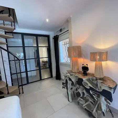 Villa Bali De Standing, 8 Couchages A 5 Min D'arles Arles